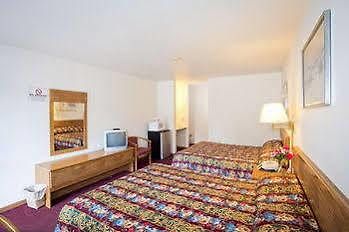 Lakeside Motel Лейк-Делтон Екстер'єр фото